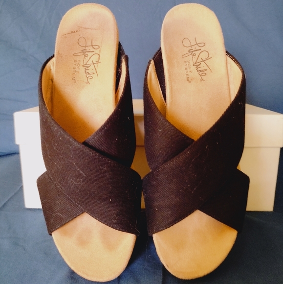 Life Stride Donna Wedge Slides Soft System, size 6.5, black w/cork wedge - Picture 4 of 11